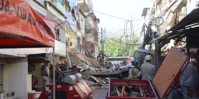 Bombeiros encerraram trabalho no desabamento em comunidade do Rio