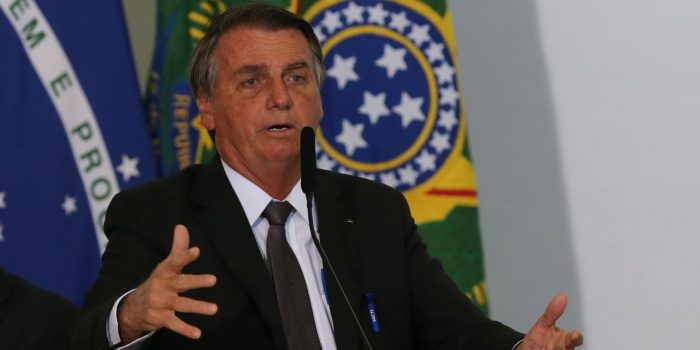 Bolsonaro participa de solenidade de promoção de oficiais-generais