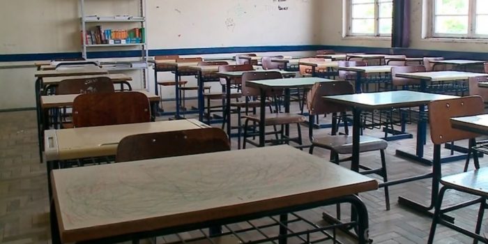 Rede estadual suspende aulas presenciais na capital e em outros 35 municípios até sexta