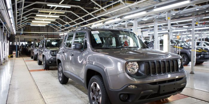 Jeep Renegade chega à marca de 450 mil unidades produzidas