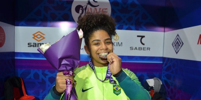 Carioca faz história e ganha 1ª medalha de uma brasileira no Mundial