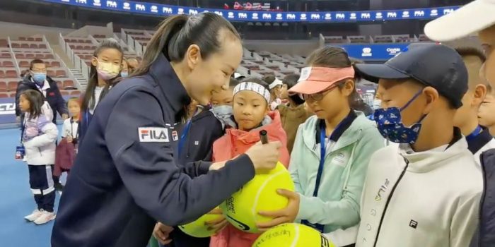 Estrela do tênis da China nega ter feito acusação de assédio sexual