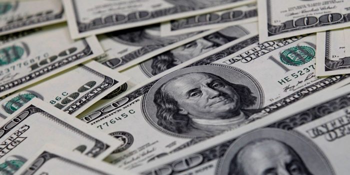 Dólar cai para R$ 5,63 após dados de emprego nos EUA