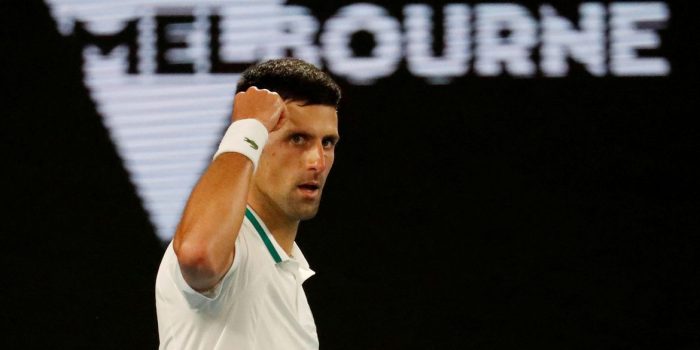 Djokovic jogará Aberto da Austrália após obter dispensa de vacinação