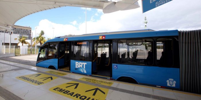 Motoristas de BRT do Rio entram em greve e paralisam sistema