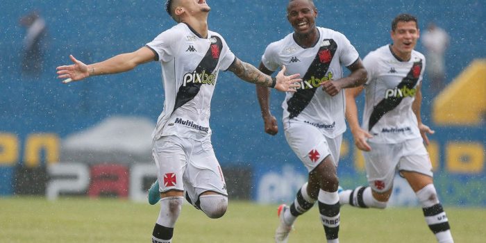 Vasco vence Madureira com tranquilidade e assume a ponta do Carioca