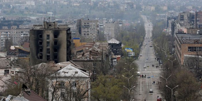 Prazo para rendição em Mariupol expira e Ocidente promete mais armas