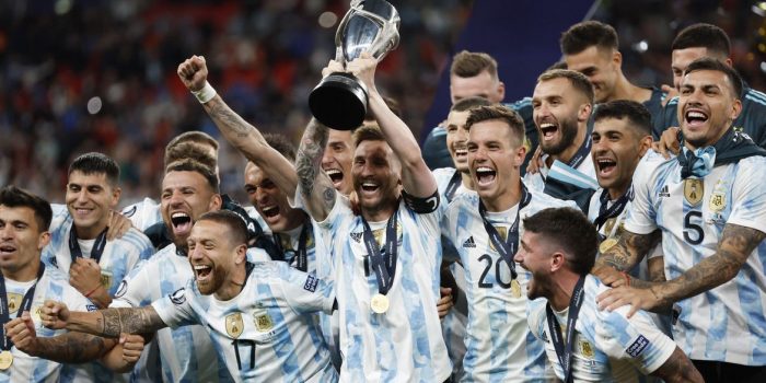 Argentina supera Itália e conquista a Finalíssima