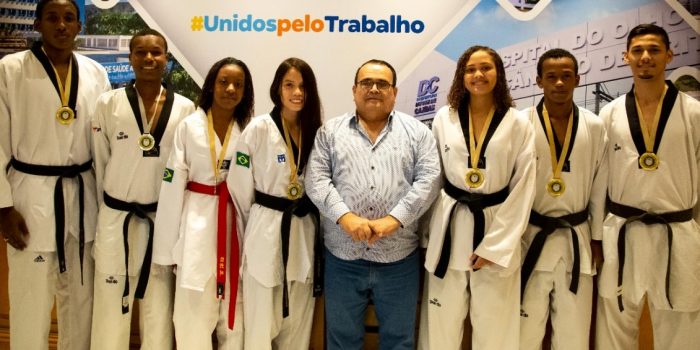 Caxias apoia atletas de Taekwondo em campeonato brasileiro