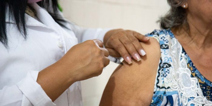 <strong>Mesquita convoca novos grupos na vacinação contra a gripe</strong>
