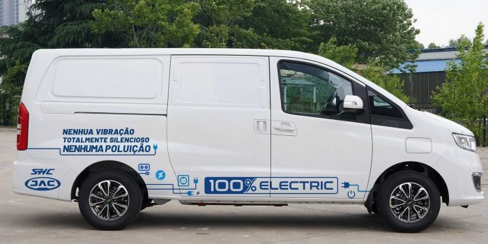 JAC lança novo furgão 100% elétrico