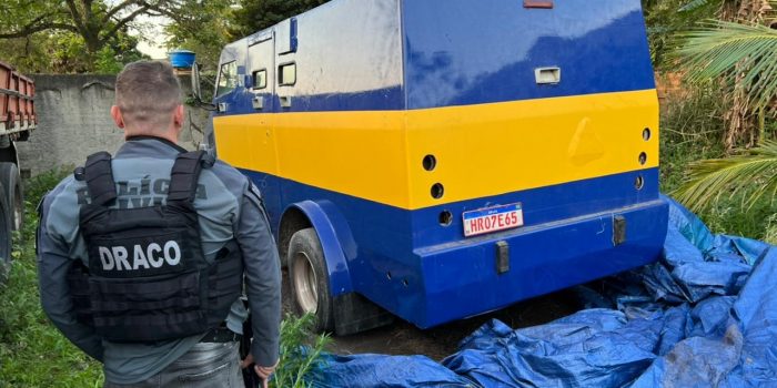 Polícia Civil apreende “caveirão” da milícia em Cabuçu