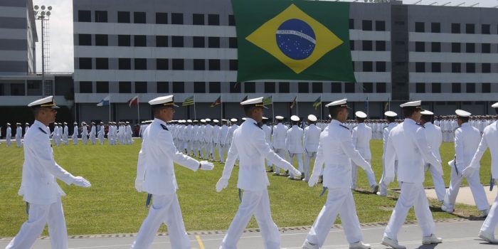 Marinha abre processo seletivo para oficiais temporários