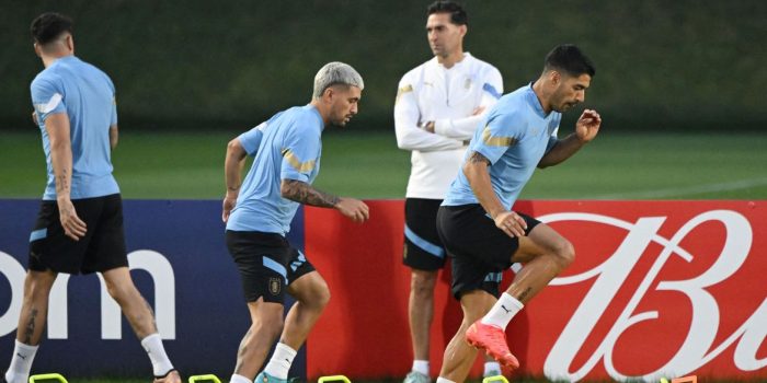 Uruguai busca classificação para oitavas nesta sexta-feira
