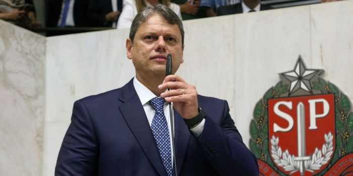 Tarcísio de Freitas é empossado governador do estado de São Paulo