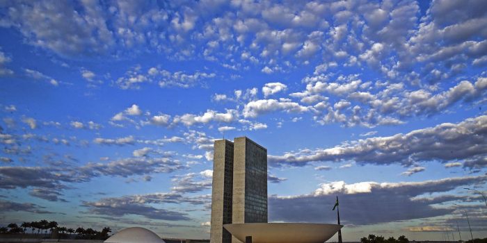 Congresso empossa hoje 513 deputados e 27 senadores