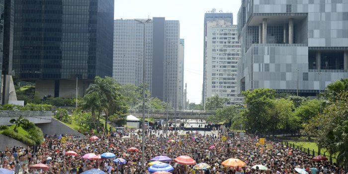 Ordem Pública aplica multas por irregularidades no carnaval do Rio