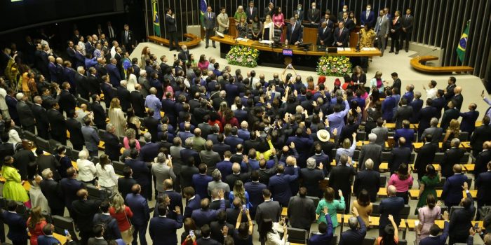 Três parlamentares disputam a presidência da Câmara dos Deputados
