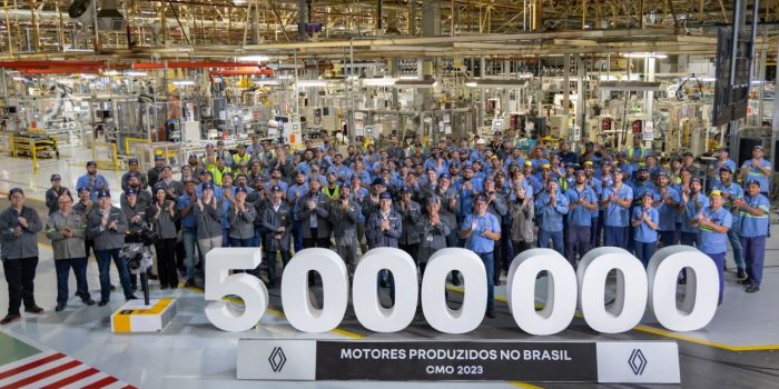 Renault comemora a produção de 5 milhões de motores no Brasil