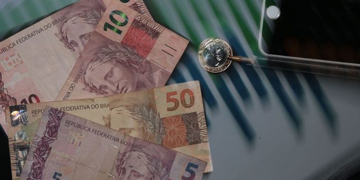 Poupança tem retirada líquida de R$ 6,09 bilhões em março