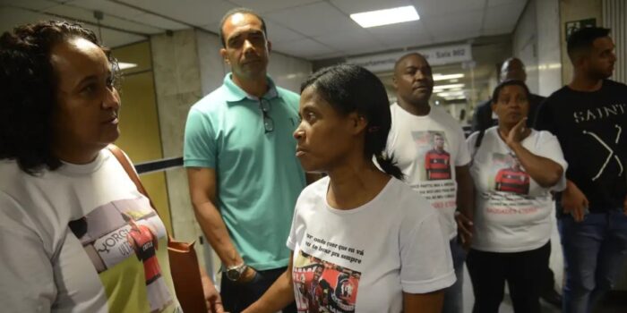 Flamengo terá que indenizar família de vítima do incêndio no Ninho