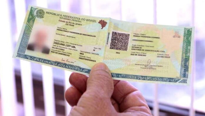 Cidadãos de até 40 anos já podem tirar a nova Carteira de Identidade Nacional