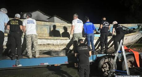 PF diz que corpos achados em embarcação no Pará são de africanos