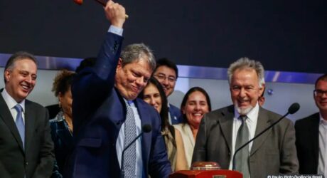 Fundo Phoenix compra estatal de energia de São Paulo por R$ 1 bilhão