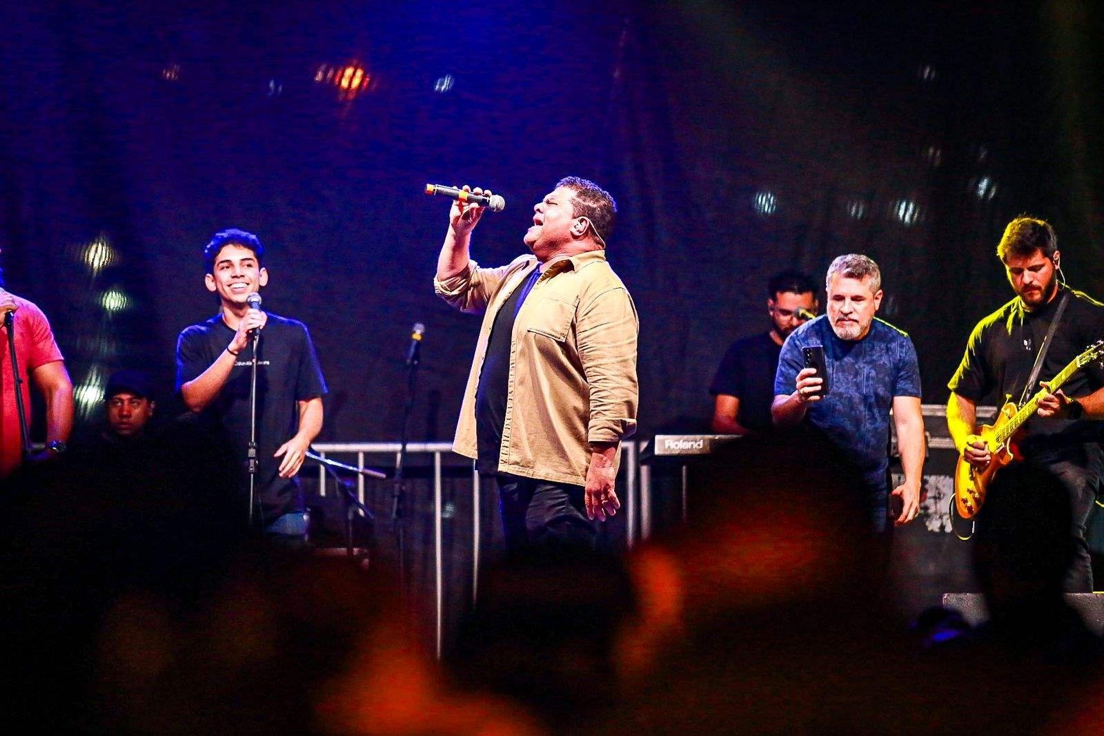 Canta Belford Roxo agita a população com show gospel - Jornal de Hoje
