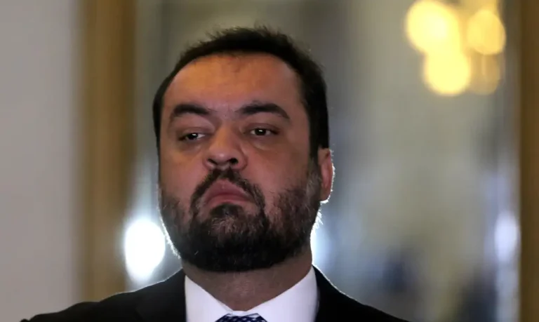 Alvo de ações da PF, Castro desiste de candidatura ao Senado